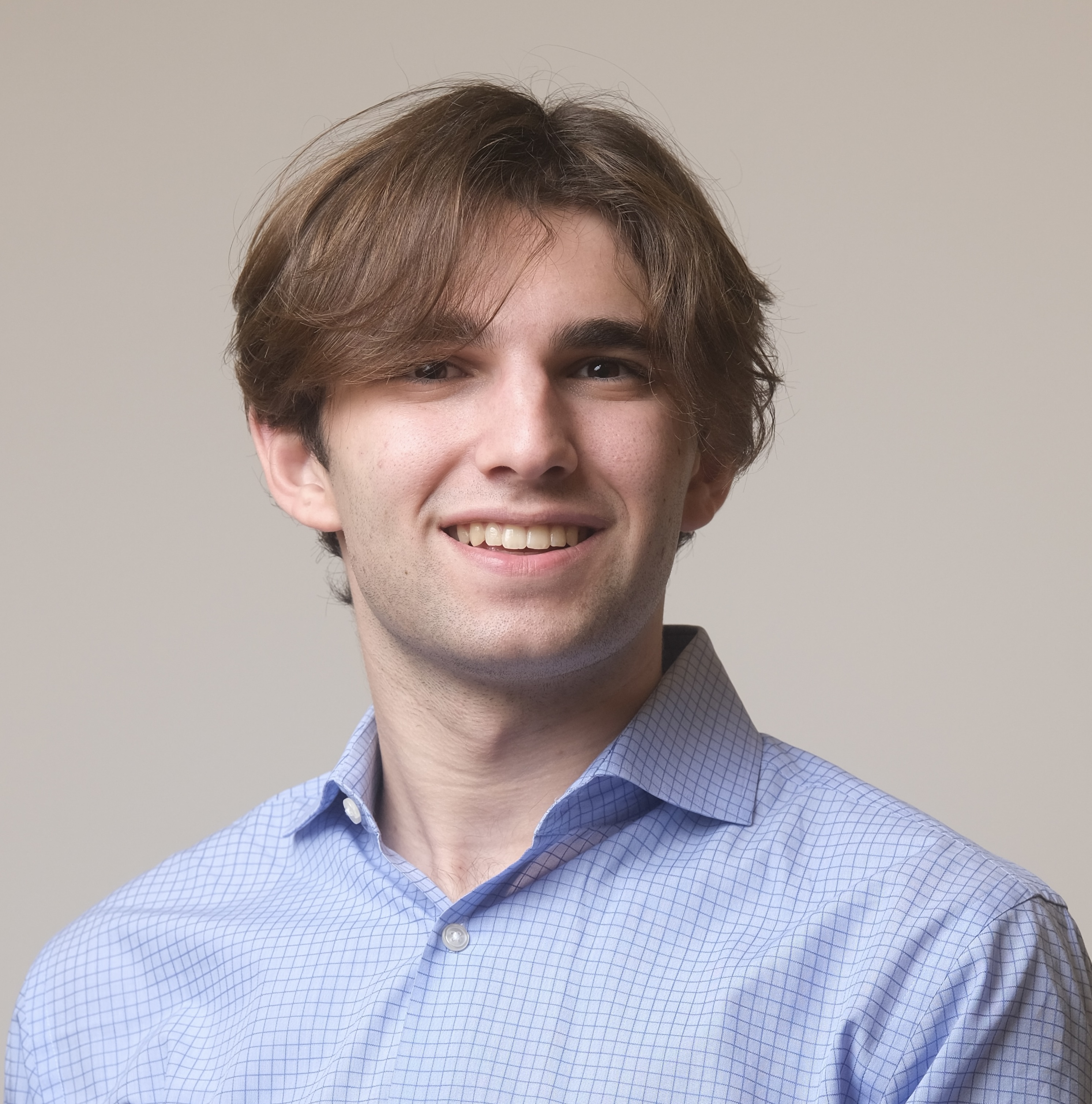Zachary Klein Headshot